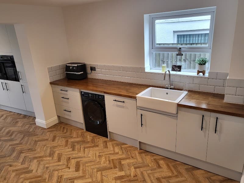 D&K Building Services — builders in Horndean