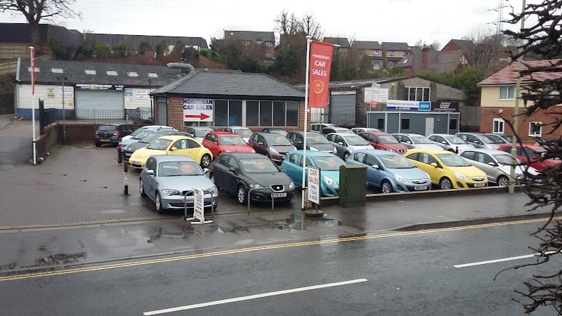 Horndean Car Sales Ltd — garages in Horndean