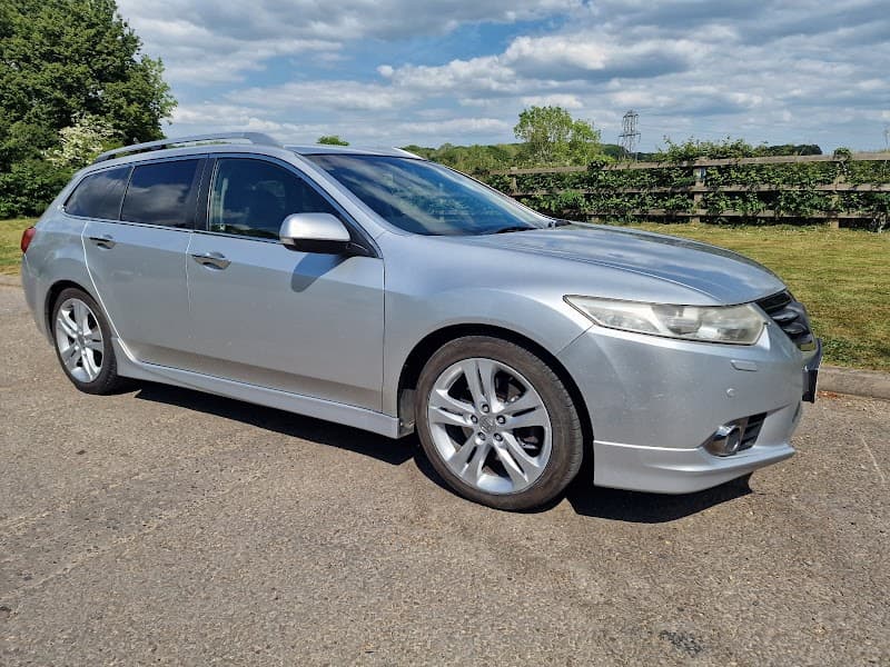 MOT & Service World | Horndean — garages in Horndean